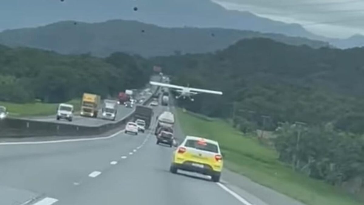 Piloto que fez pouso de avião na BR-101 em SC revela detalhes: “Caminhoneiro foi fundamental”