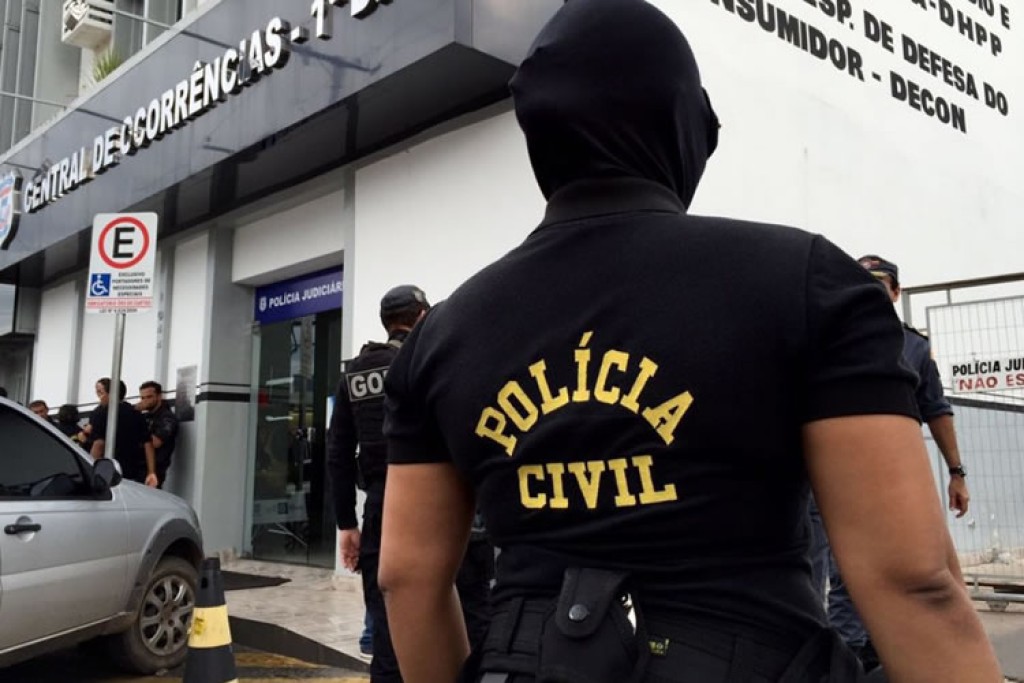 Polícia Civil e Gaeco prendem mulher integrante de facção investigada por lavagem de dinheiro
