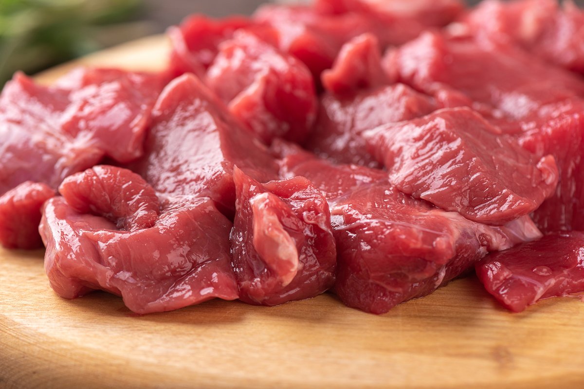 Exportações de carne bovina mantêm crescimento, mas desaceleração preocupa mercado
